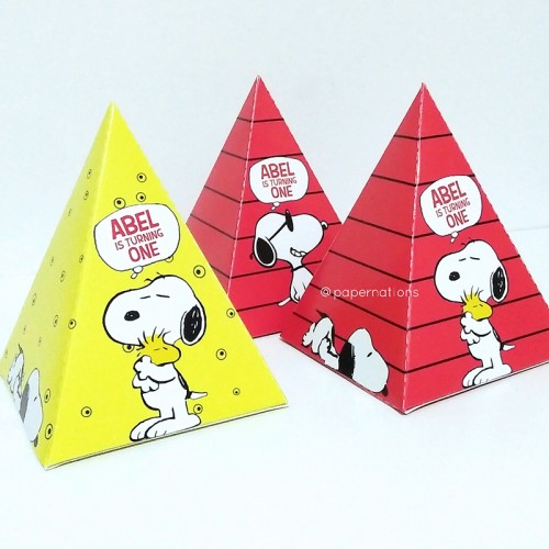 Pyramid Box